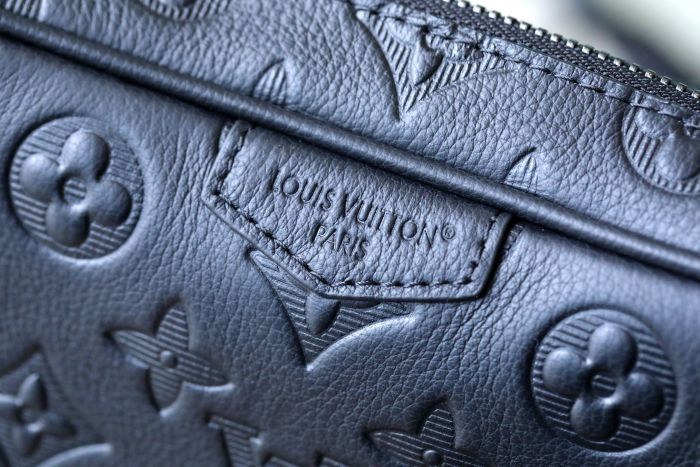 Trocadero Wearable Wallet “20*13*6.5CM” 005