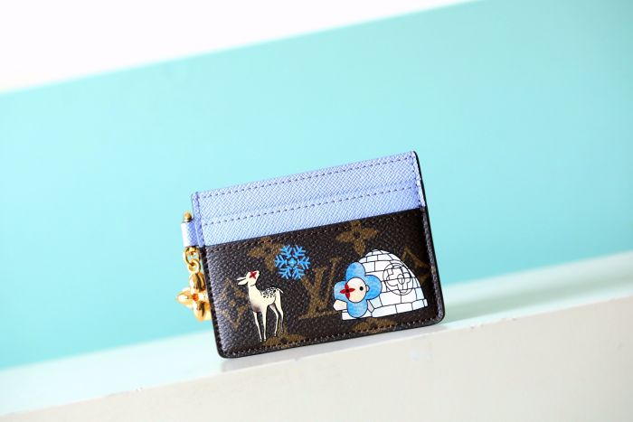 Charms ”10.2*7.3*0.3CM“ 081