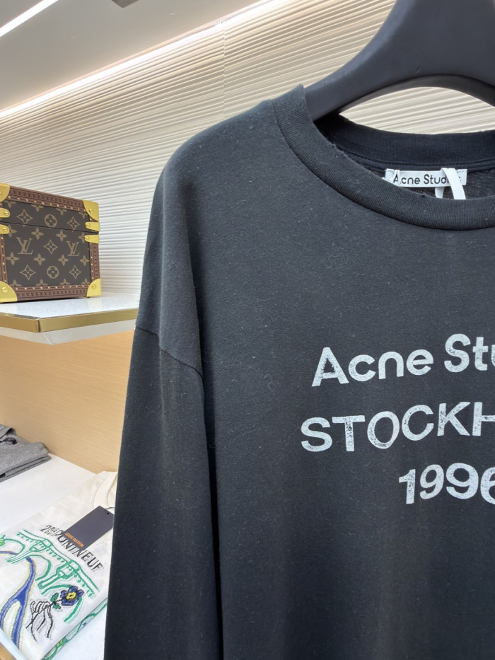 LONG TEES