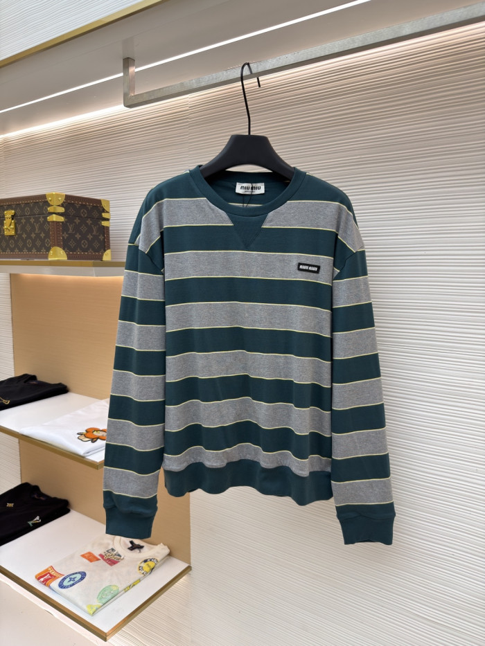 LONG TEES