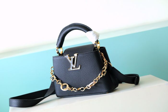 Capucines East West BB “18*9*7CM” 0511