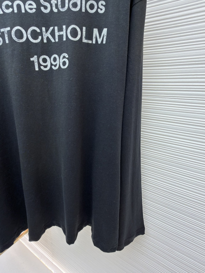 LONG TEES
