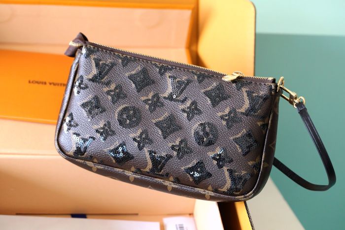 Pochette Accessoires “22*13*4CM” 053