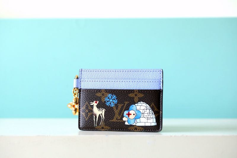 Charms ”10.2*7.3*0.3CM“ 081