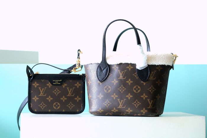 Neverfull Bandouliere  Inside Out BB “26.5*16.5*11CM” 085