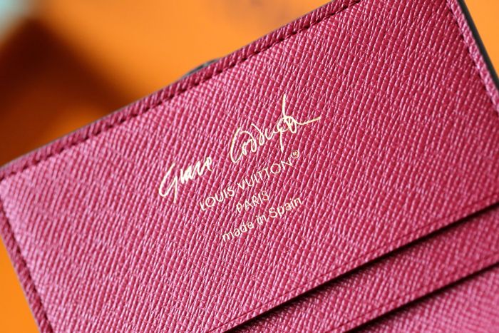 With Grace Coddington “10.5*8*1CM” 092