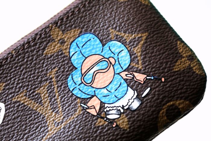 Pochette Vivienne Wintery Travel “12*7*1.5CM” 051