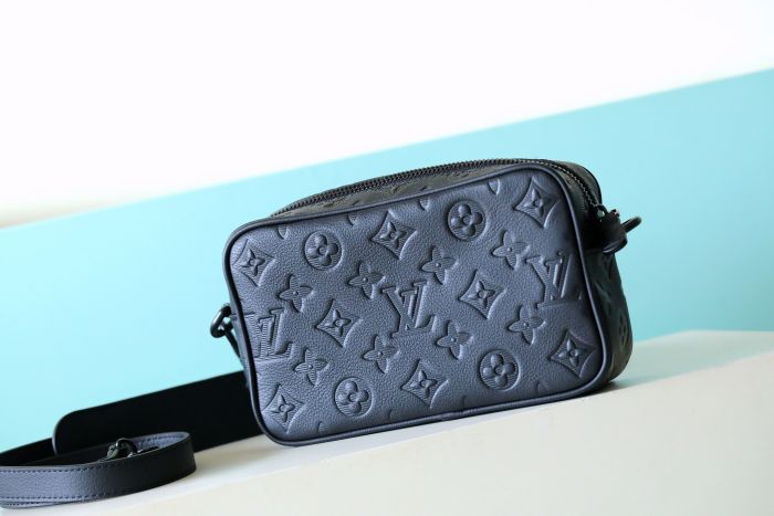 Trocadero Wearable Wallet “20*13*6.5CM” 005