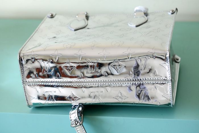 PM Onthego Tote CC “25*19*11.5CM” 056