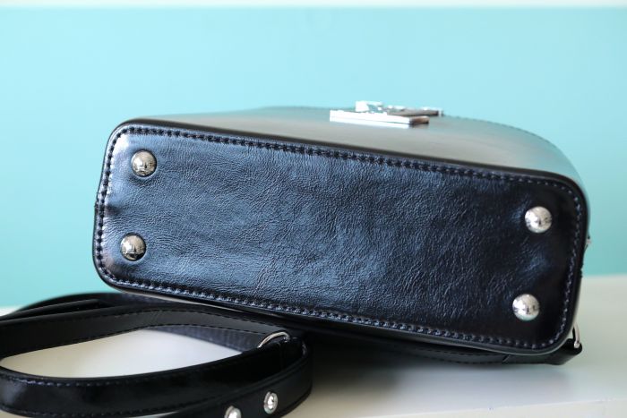 Capucines East West Mini “22*12*8CM” 0521