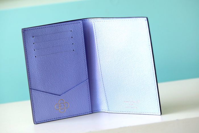 Passport Cover ”14*10*2.5CM“  081