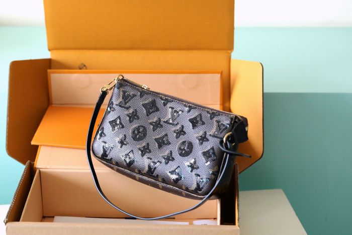 Pochette Accessoires “22*13*4CM” 053