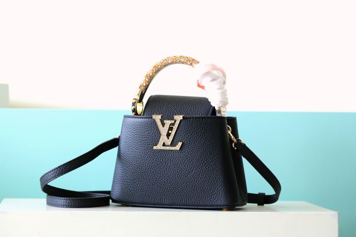 Capucines East West BB “18*9*7CM” 0511