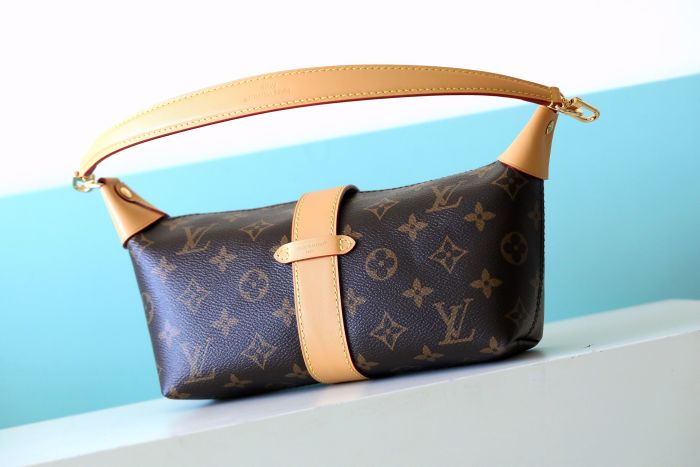 Pochette Mia “22*14.5*8CM” 084