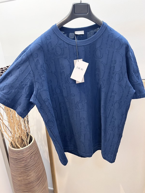 TEES