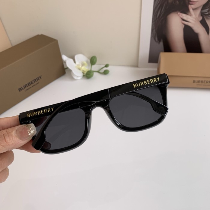 BURBERRY SUNGLASSES-09