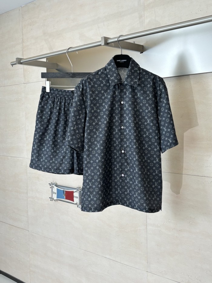 SHIRTS