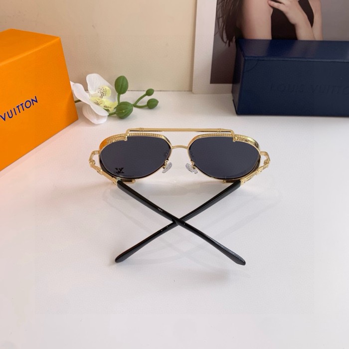 LOUIS VUITTON SUNGLASSES-09