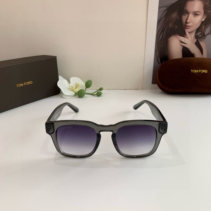 TOM FORD SUNGLASSES-09