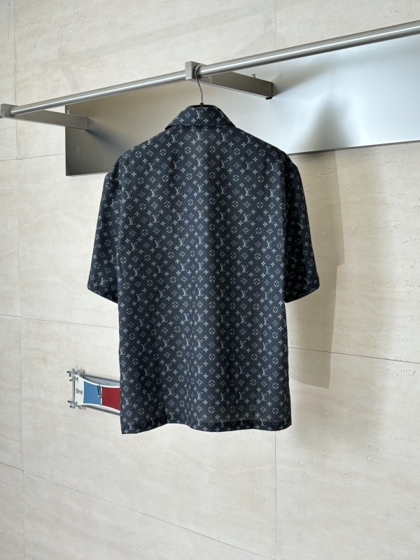 SHIRTS
