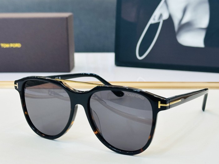 TOM FORD SUNGLASSES-061