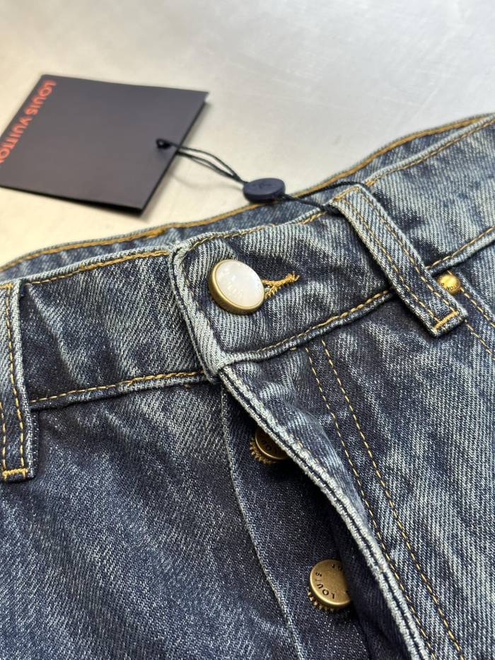 TROUSERS