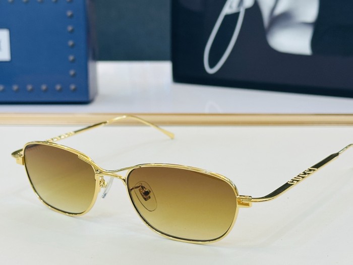 GUCCI SUNGLASSES-051