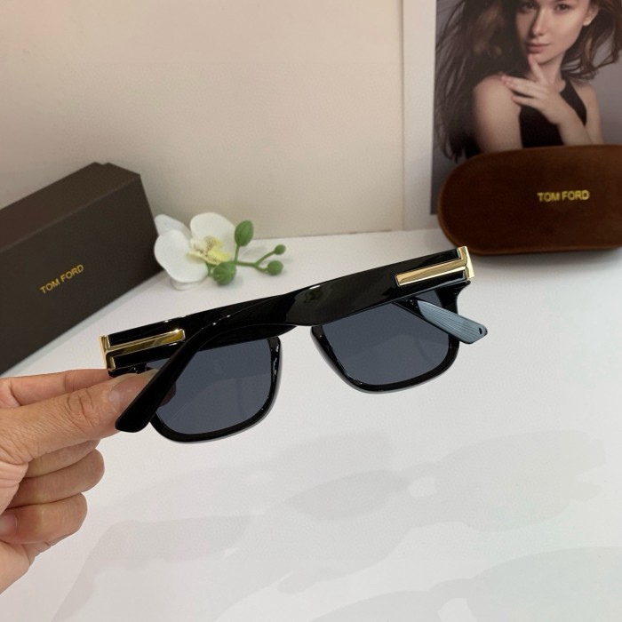 TOM FORD SUNGLASSES-09