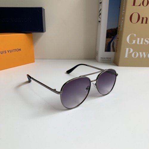 LOUIS VUITTON SUNGLASSES-09