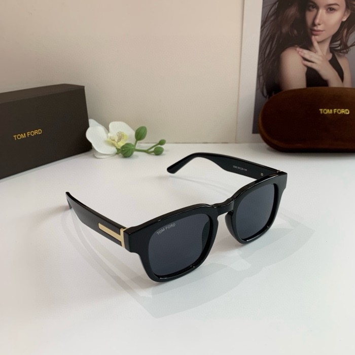 TOM FORD SUNGLASSES-09