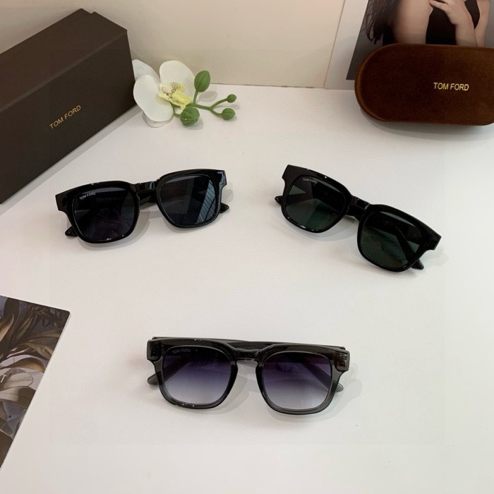 TOM FORD SUNGLASSES-09