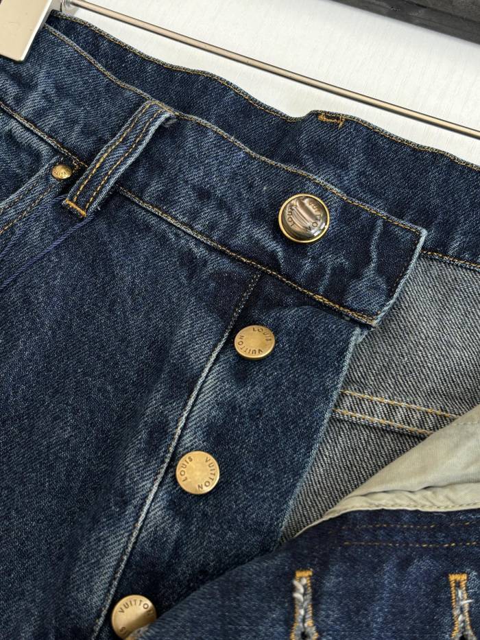 TROUSERS