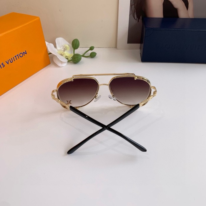 LOUIS VUITTON SUNGLASSES-09