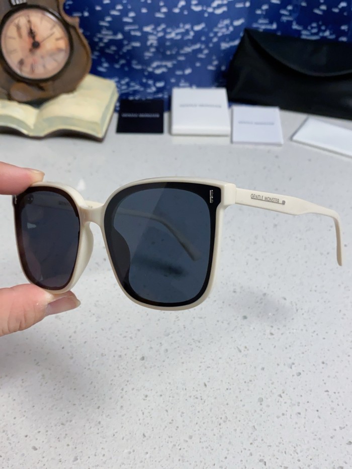 GENTLE MONSTER SUNGLASSES-09