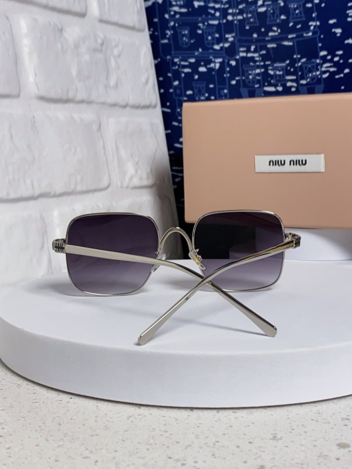 MIU MIU SUNGLASSES-09
