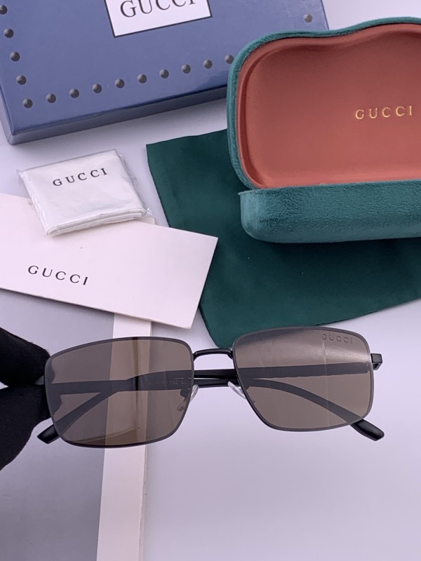 GUCCI SUNGLASSES-011