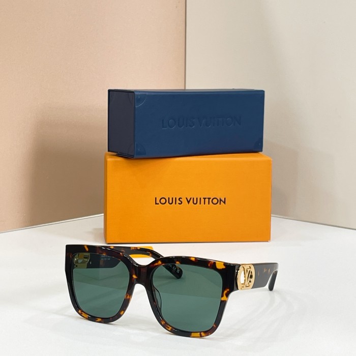 LOUIS VUITTON SUNGLASSES-041