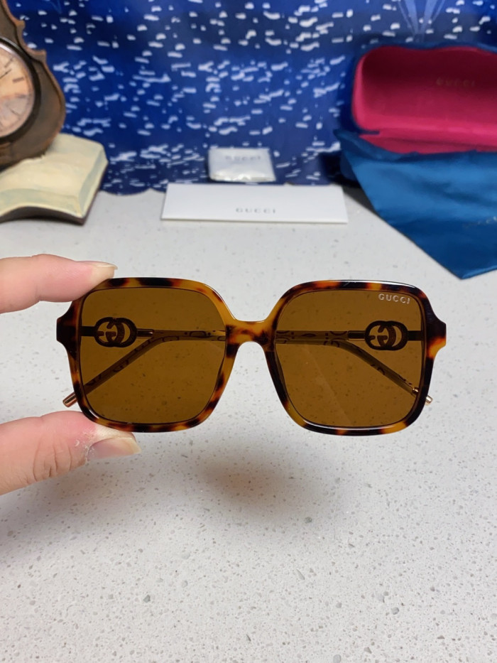 GUCCI  SUNGLASSES-58