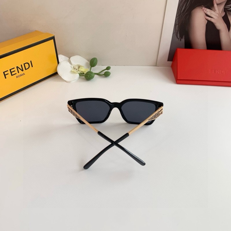 FENDI SUNGLASSES-09