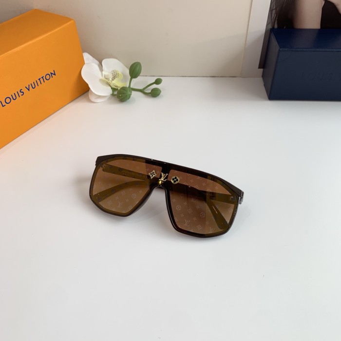 LOUIS VUITTON SUNGLASSES-09