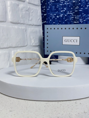 GUCCI  SUNGLASSES-58