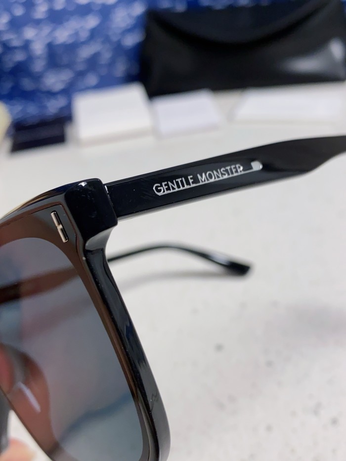 GENTLE MONSTER SUNGLASSES-09