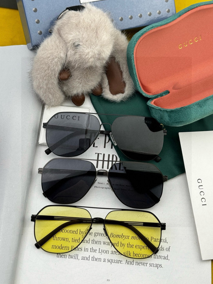 GUCCI SUNGLASSES-011