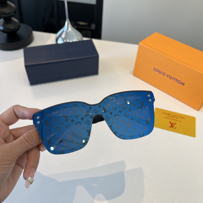 LOUIS VUITTON SUNGLASSES-09