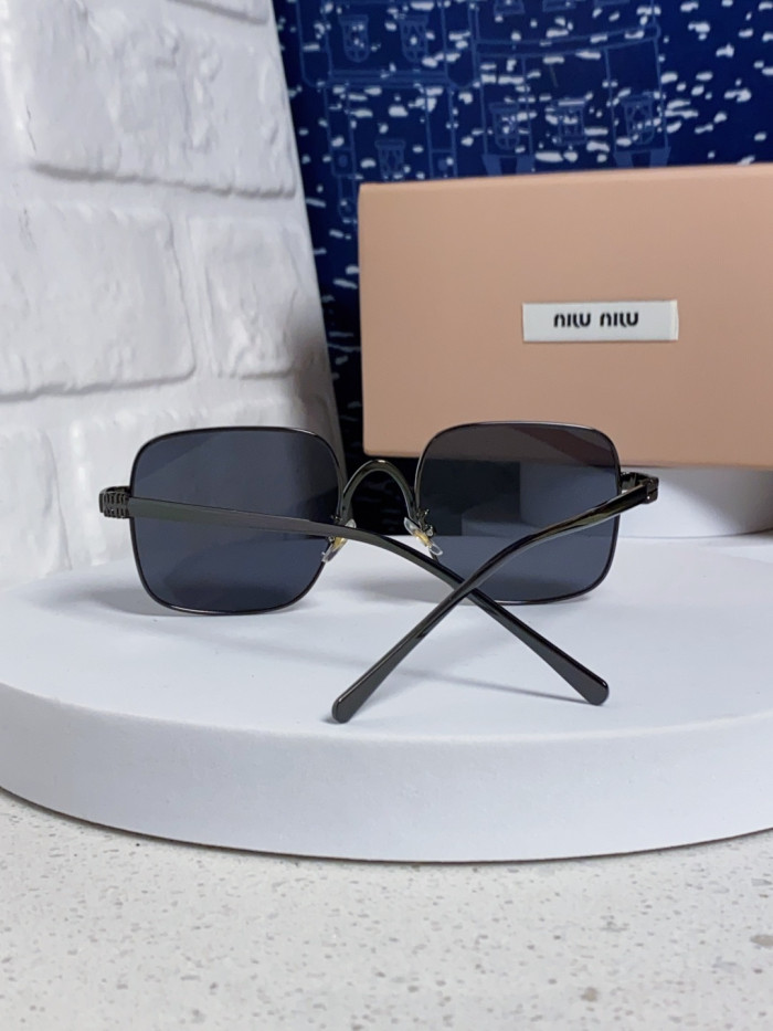 MIU MIU SUNGLASSES-09