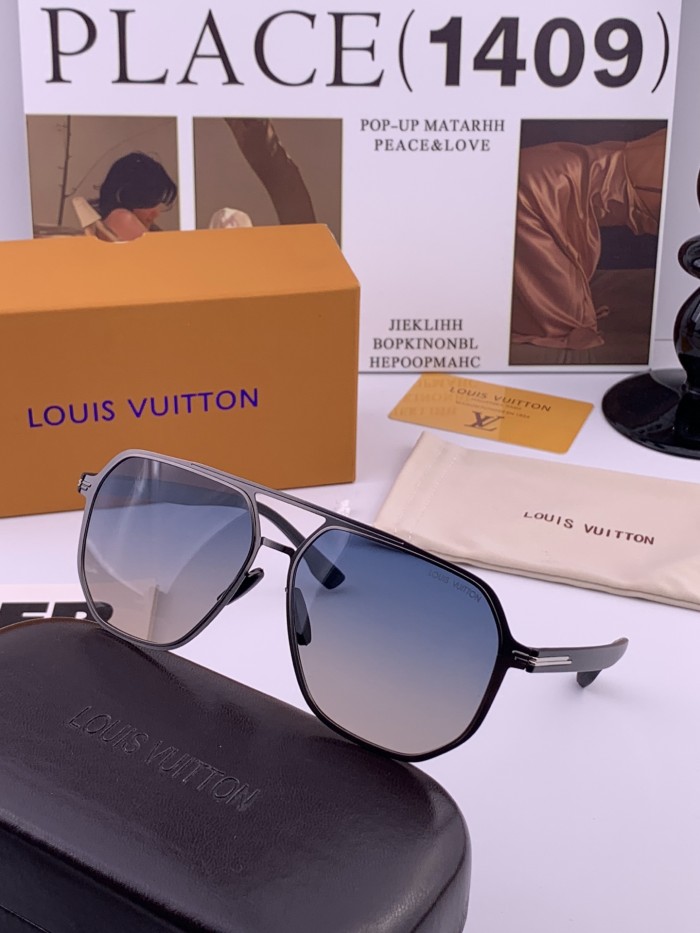 LOUIS VUITTON SUNGLASSES-011