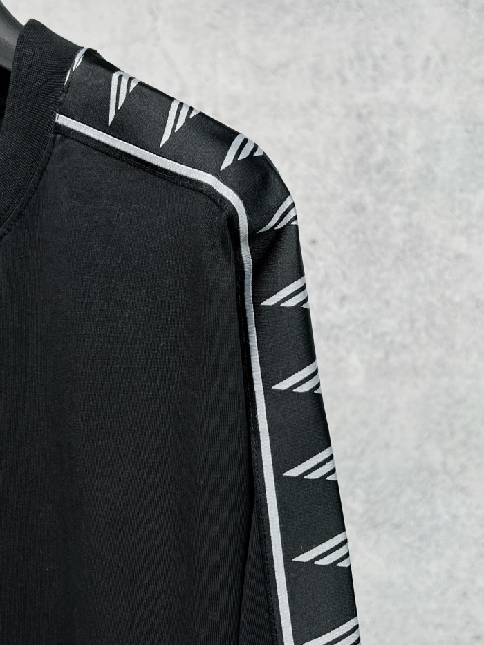 LONG TEES