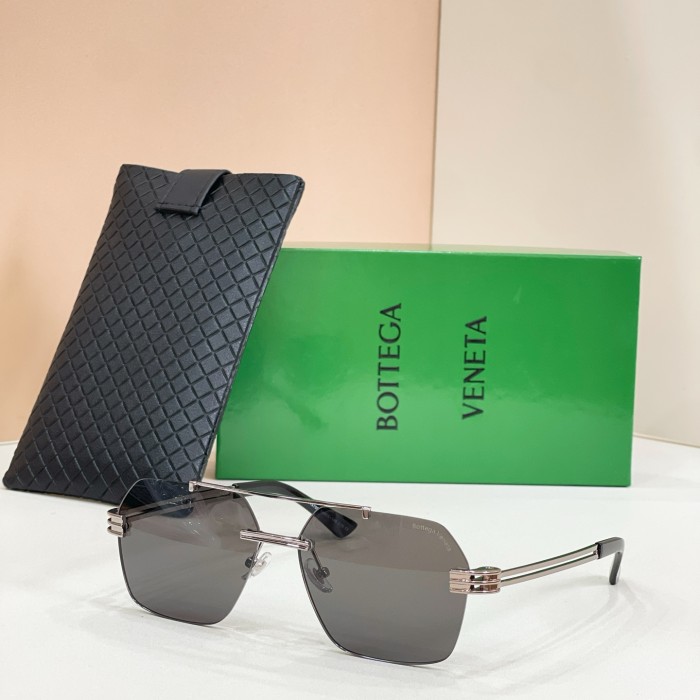 BVLGARI SUNGLASSES-521