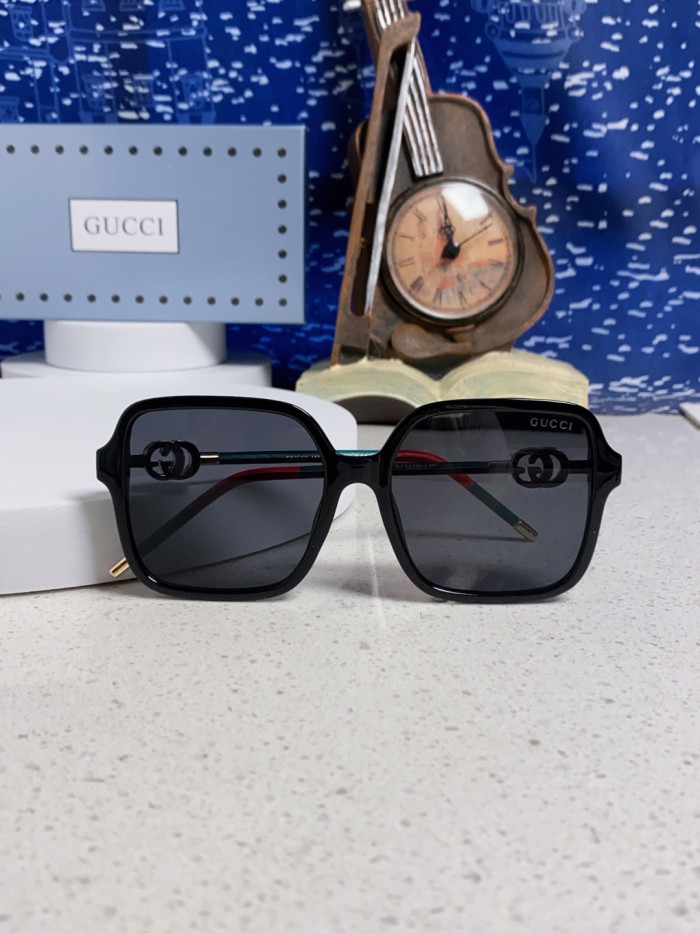 GUCCI  SUNGLASSES-58