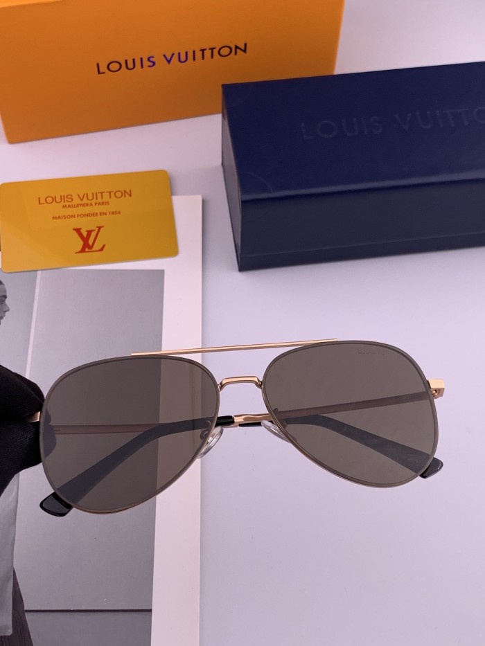LOUIS VUITTON SUNGLASSES-011
